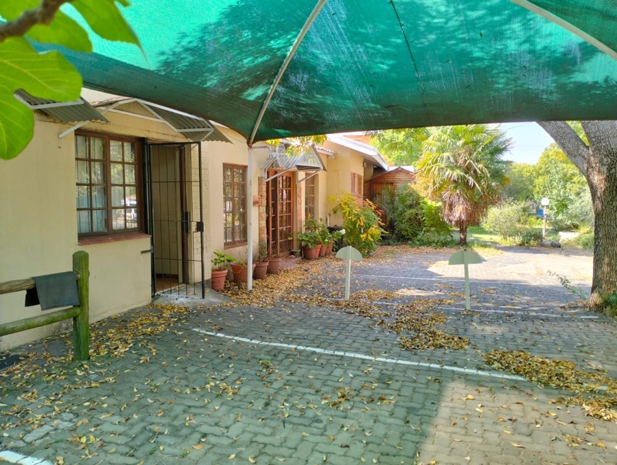9 Bedroom Property for Sale in Bayswater Free State